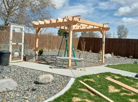 Custom-built and painted residential pergola in Hermiston, Oregon